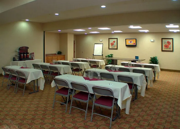 Comfort Suites Eugene University